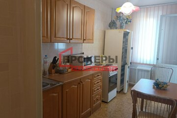 3-к квартира, 73 м², 8/9 эт.