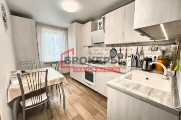 2-к квартира, 64 м², 8/10 эт.