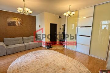 1-к квартира, 45 м², 3/6 эт.