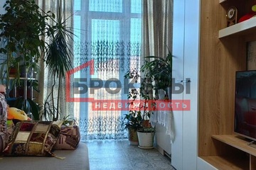 2-к квартира, 63,7 м², 4/10 эт.
