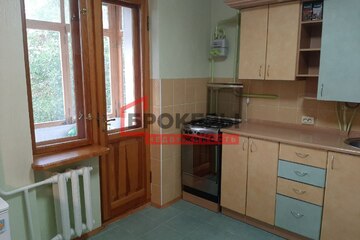 3-к квартира, 70 м², 2/5 эт.