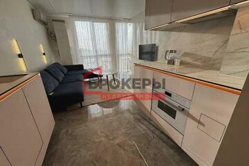 2-к квартира, 50 м², 3/10 эт.