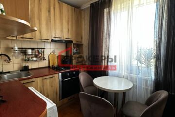 2-к квартира, 45 м², 5/5 эт.