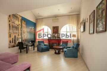 3-к квартира, 130 м², 8/8 эт.