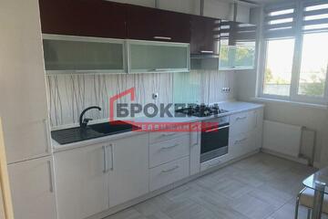 2-к квартира, 53,9 м², 1/9 эт.