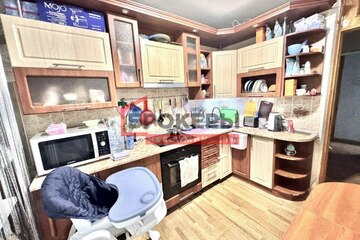 2-к квартира, 52 м², 2/12 эт.