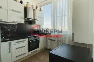 2-к квартира, 55 м², 3/5 эт.