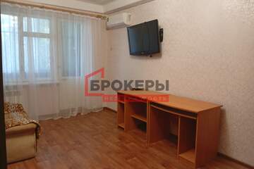 2-к квартира, 42,7 м², 2/5 эт.