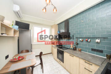 2-к квартира, 53,8 м², 10/16 эт.