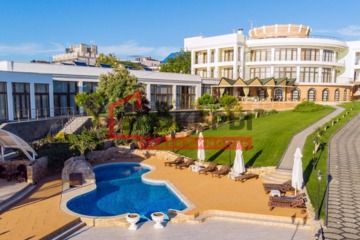 Дом, 3200 м², 4 эт.