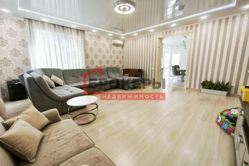 Дом, 200 м², 2 эт.