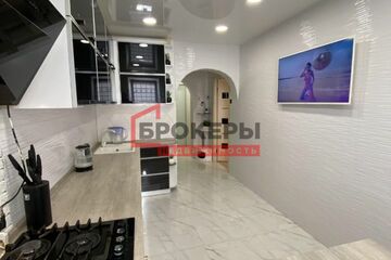 2-к квартира, 58 м², 2/9 эт.