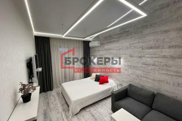 1-к квартира, 42 м², 8/8 эт.