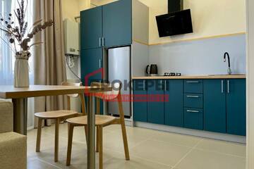 1-к квартира, 37,5 м², 1/10 эт.