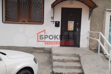 5-к квартира, 87 м², 1/5 эт.