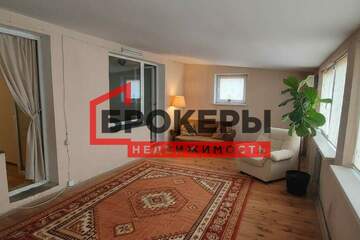 3-к квартира, 100 м², 1/4 эт.