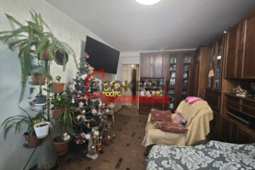 1-к квартира, 42,7 м², 4/5 эт.