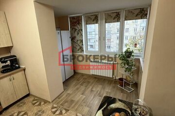 1-к квартира, 39 м², 5/5 эт.