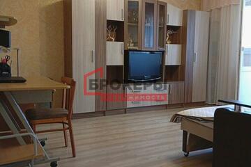 2-к квартира, 64,5 м², 1/10 эт.