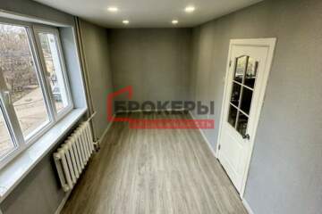 2-к квартира, 42,7 м², 2/5 эт.