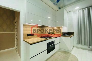 2-к квартира, 63,9 м², 1/3 эт.
