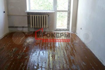 1-к квартира, 33 м², 4/4 эт.