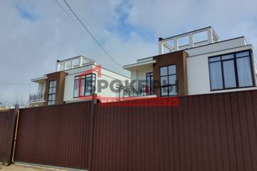 Дом, 235 м², 2 эт.