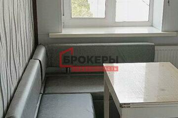 2-к квартира, 42 м², 2/2 эт.