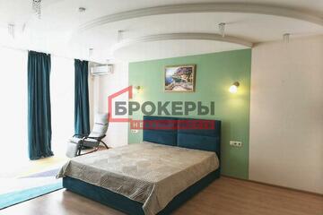 2-к квартира, 78,2 м², 1/5 эт.