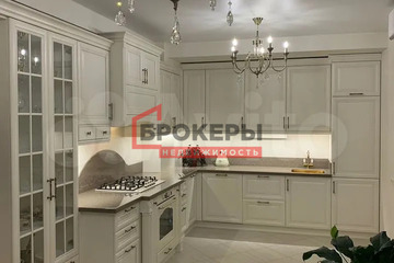 3-к квартира, 71 м², 2/10 эт.