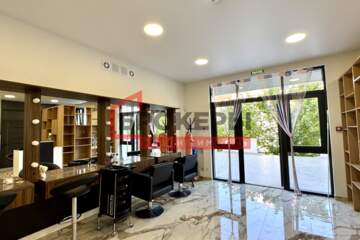 Помещение своб.назн., 74 м², 1/5 эт.