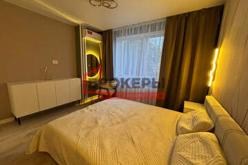2-к квартира, 48 м², 2/6 эт.