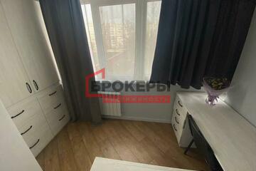 1-к квартира, 44 м², 2/5 эт.