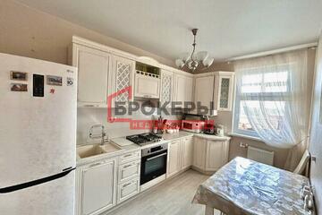 1-к квартира, 37 м², 9/10 эт.
