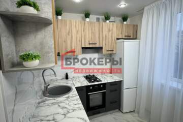 1-к квартира, 40 м², 4/5 эт.