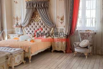 4-к квартира, 133 м², 6/10 эт.