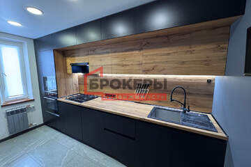 4-к квартира, 90 м², 9/9 эт.