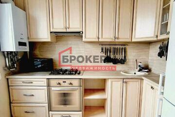 1-к квартира, 37 м², 7/10 эт.