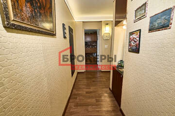 1-к квартира, 42 м², 5/5 эт.