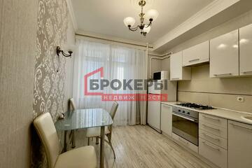 1-к квартира, 39 м², 2/10 эт.