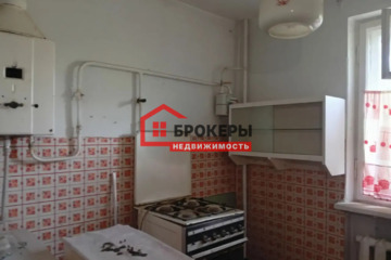 2-к квартира, 42 м², 2/4 эт.