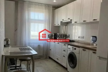 2-к квартира, 61 м², 4/10 эт.