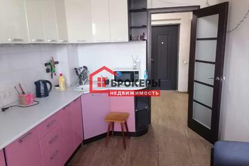1-к квартира, 45 м², 1/10 эт.
