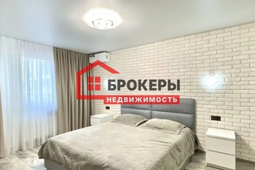 2-к квартира, 62 м², 2/10 эт.