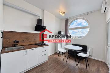 2-к квартира, 57,4 м², 9/9 эт.