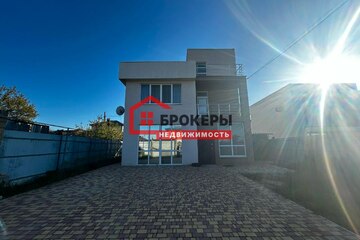Дом, 174 м², 2 эт.