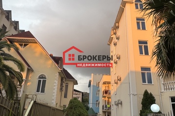 Дом, 758 м², 5 эт.