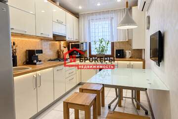3-к квартира, 75 м², 2/10 эт.